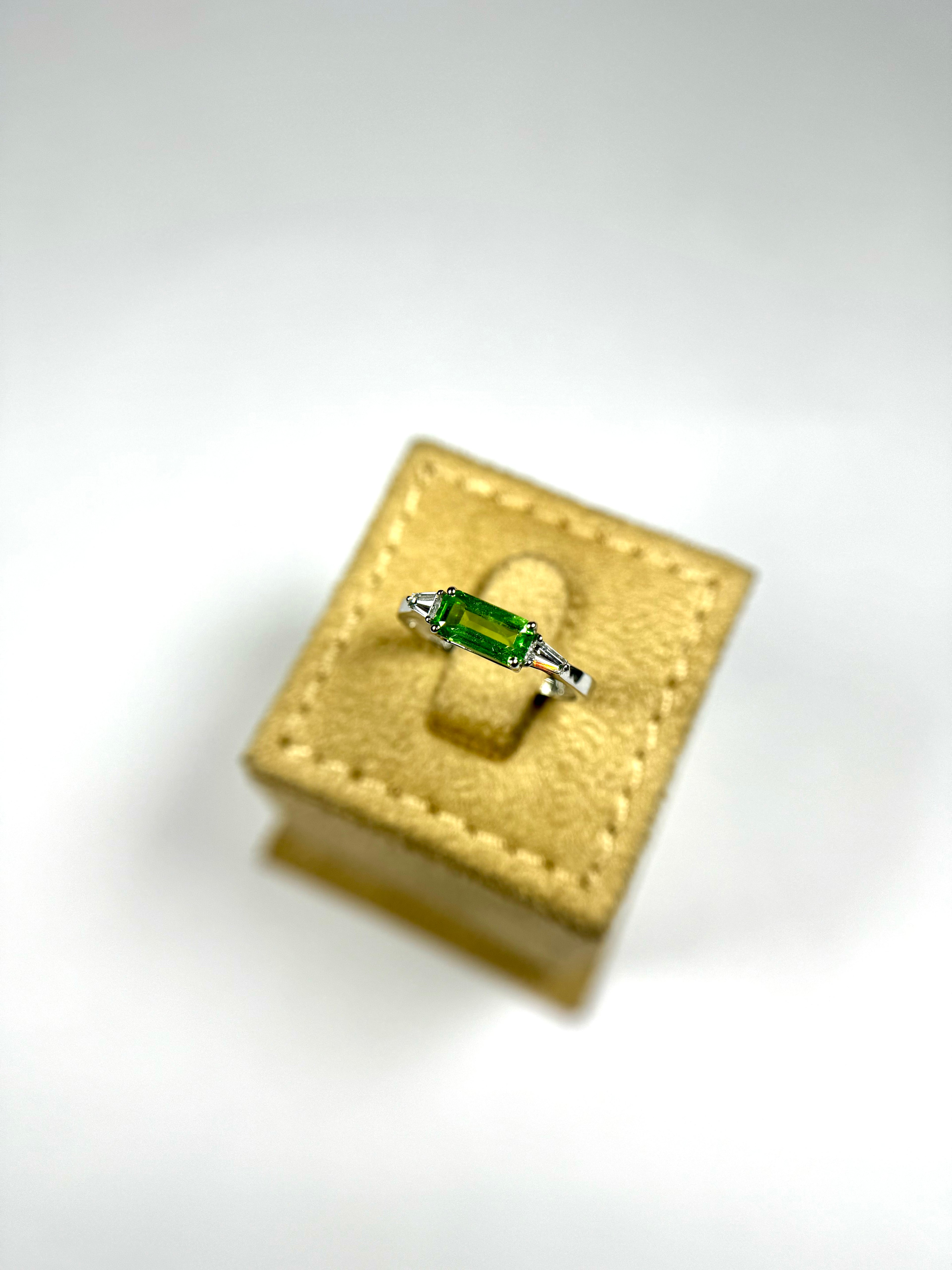 Tsavorite diamond white gold ring