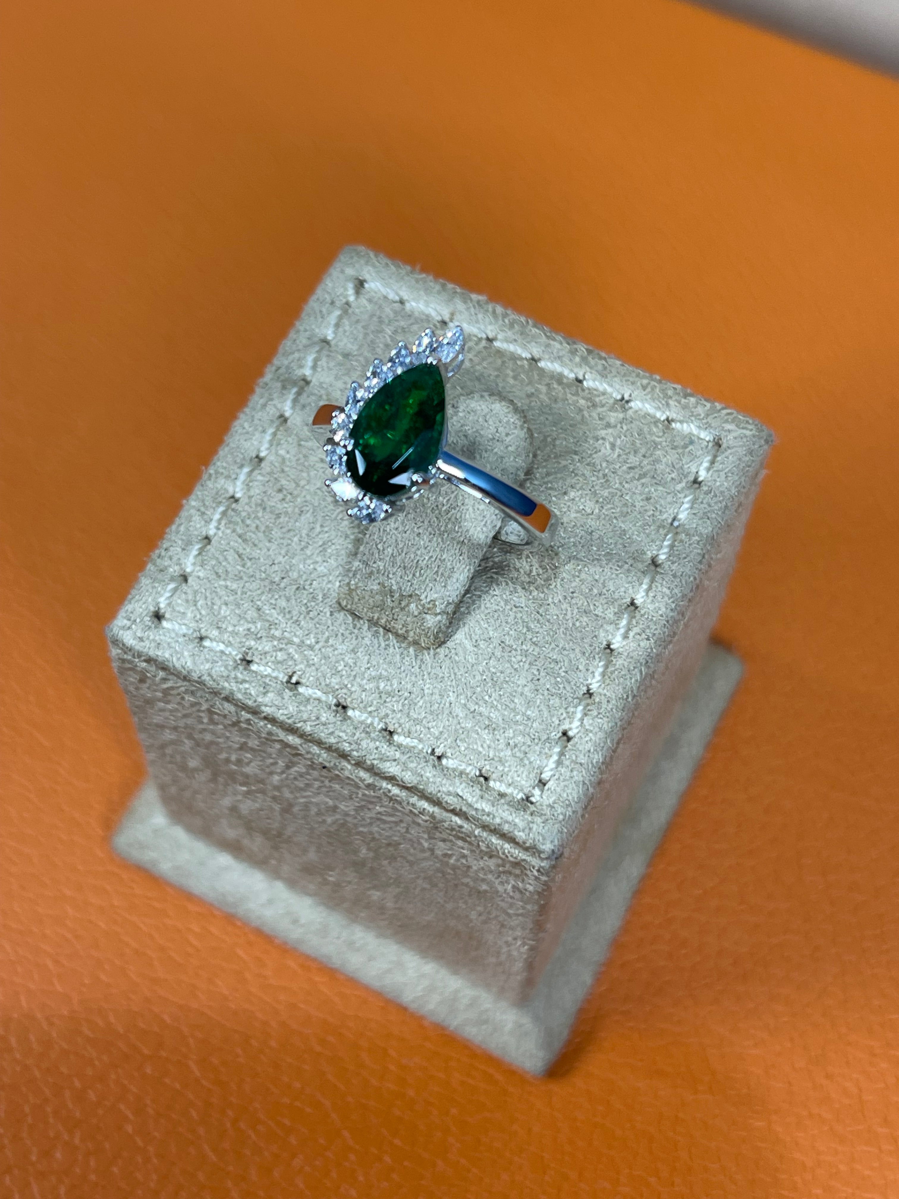 Tsavorite diamond white gold ring