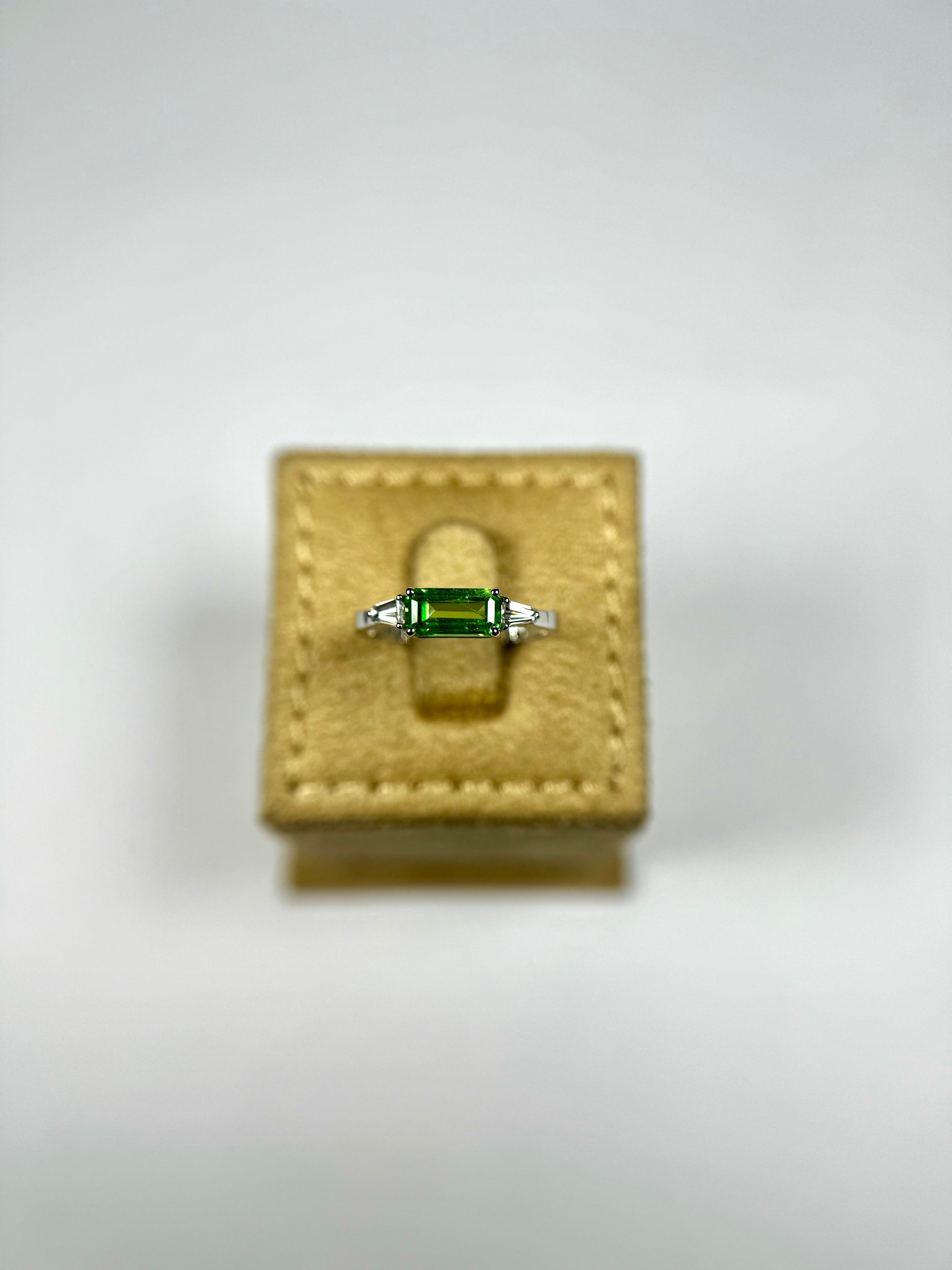Tsavorite diamond white gold ring